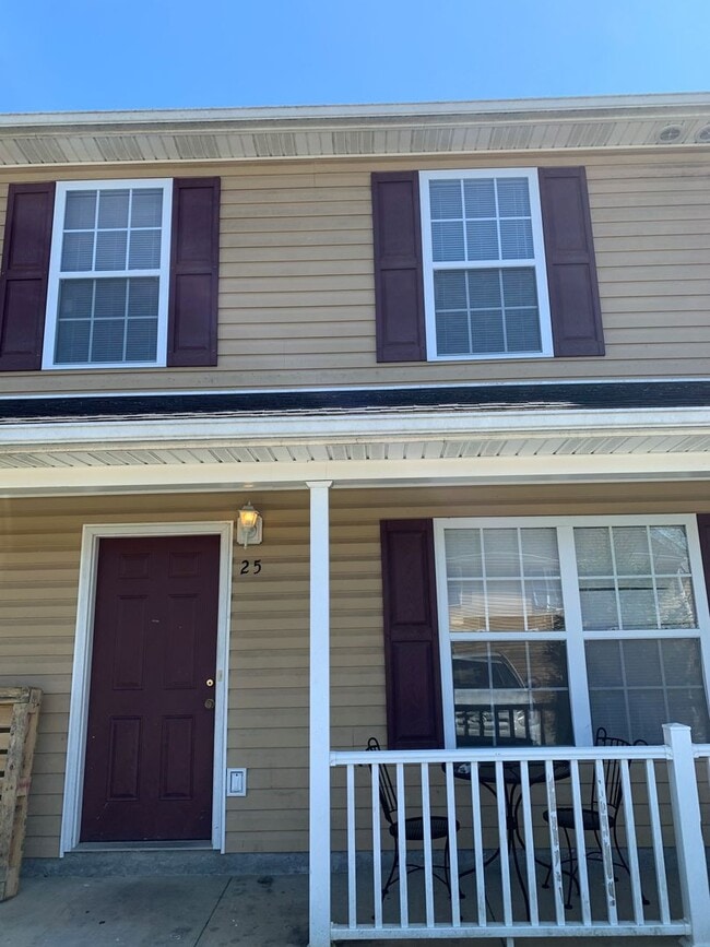 property at 25 Station Ln NE