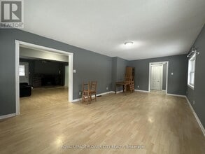 9406 Side Rd 5 in Erin, ON - Building Photo - Building Photo