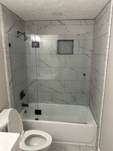 10 Victoria Manor Ct in Sicklerville, NJ - Foto de edificio - Building Photo