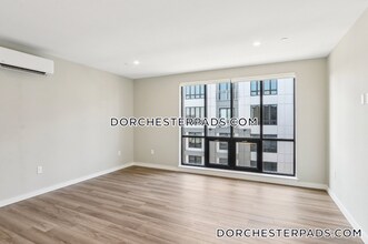 1970 Dorchester Ave in Boston, MA - Building Photo - Building Photo