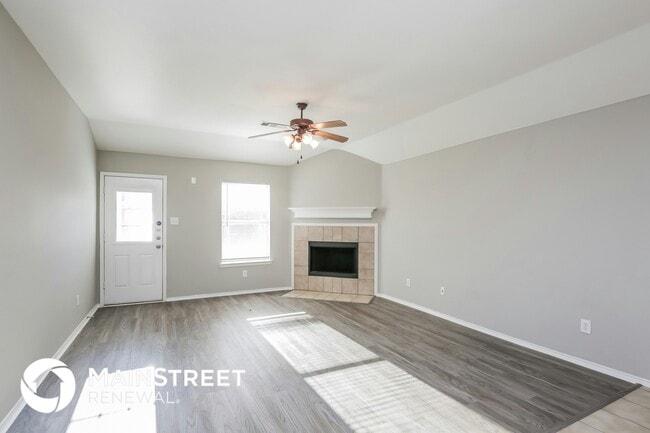 2100 Hayes St in McKinney, TX - Building Photo - Building Photo