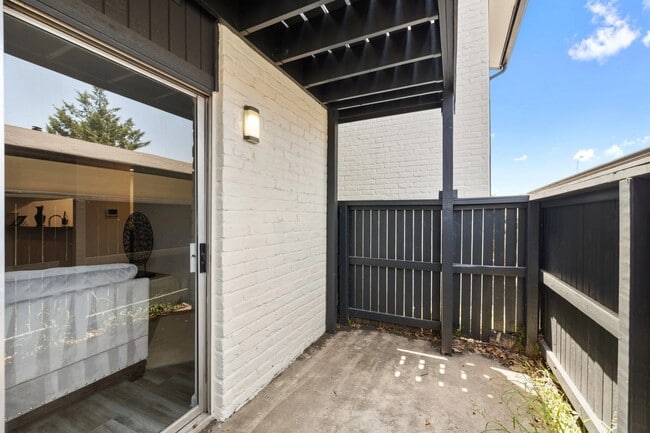 property at 10101 Forum Park Dr