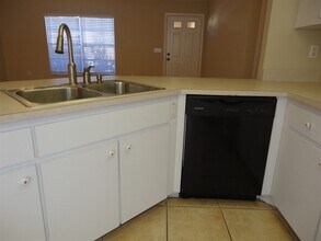 24444 Painter Dr in Land O Lakes, FL - Building Photo - Building Photo