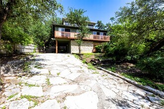 208 Westhaven Dr in West Lake Hills, TX - Building Photo - Building Photo
