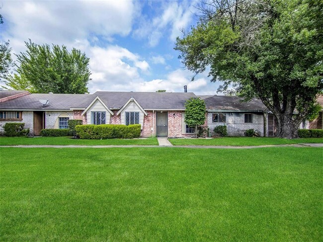 property at 15225 Buckle Ln