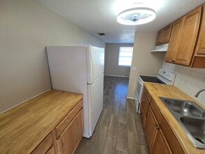 810 6th St SE in Fort Meade, FL - Foto de edificio - Building Photo