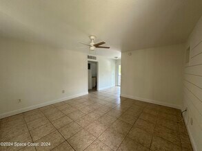 8210 Orange Ave in Cape Canaveral, FL - Building Photo - Building Photo