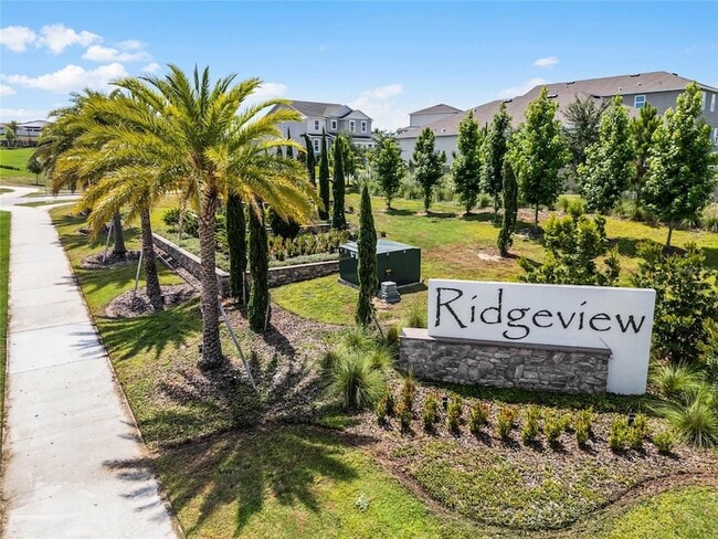 7902 Syracuse Dr in Clermont, FL - Foto de edificio - Building Photo