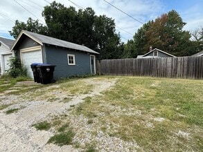 208 SW Courtland Ave in Topeka, KS - Building Photo - Building Photo