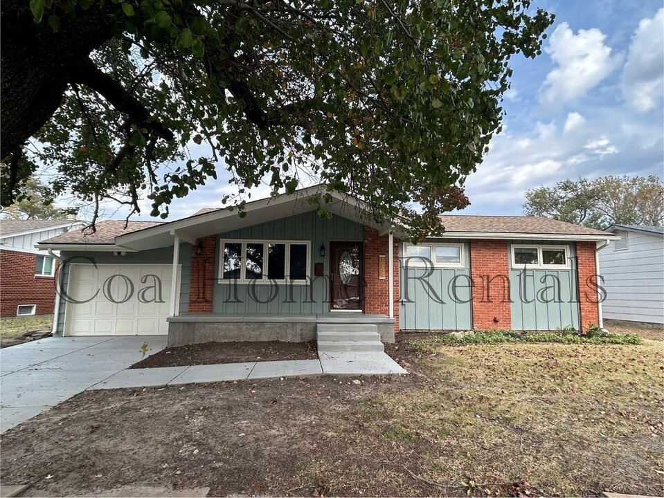 1944 W Anita St in Wichita, KS - Foto de edificio