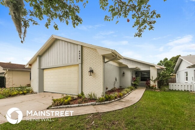4454 Sandhurst Dr in Orlando, FL - Building Photo - Building Photo