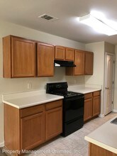 7712 Autry Cir-Unit -#203 in Douglasville, GA - Foto de edificio - Building Photo