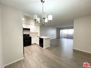 6228 Fulton Ave in Los Angeles, CA - Building Photo - Building Photo
