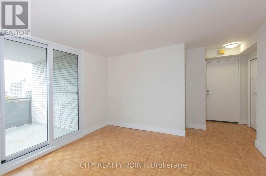 485-485 Huron St in Toronto, ON - Building Photo