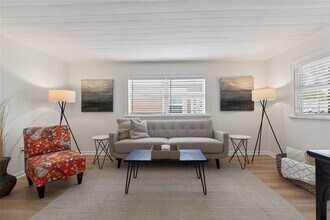 5617 19th Ave S in Gulfport, FL - Building Photo - Building Photo