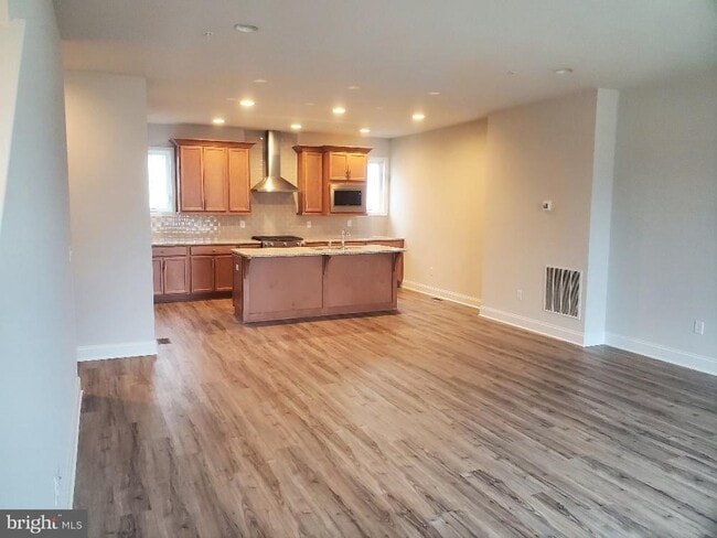 property at 3094 Egreton Rd