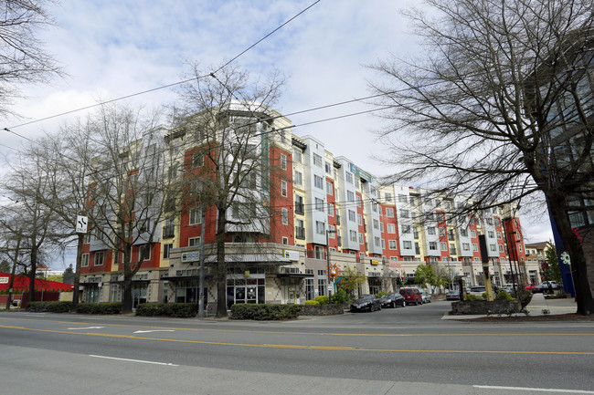 Courtland Place in Seattle, WA - Building Photo - Building Photo