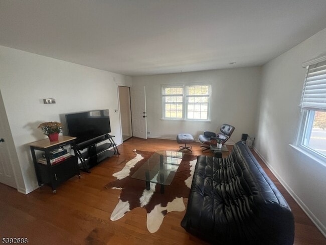 76 Mt Kemble Ave in Morristown, NJ - Building Photo - Building Photo