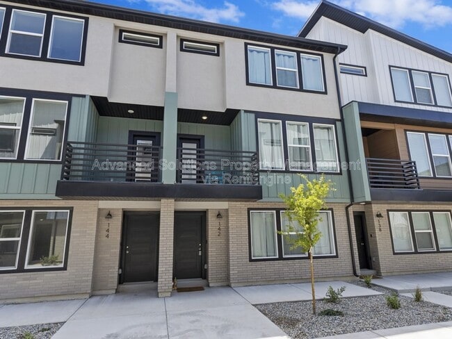 142 Amboise Ct in Sandy, UT - Building Photo - Building Photo