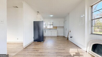 526 Ware St in Blackshear, GA - Foto de edificio - Building Photo