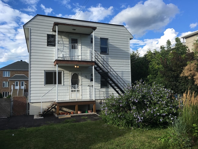 1780 La Salle Rue in Longueuil, QC - Building Photo - Building Photo