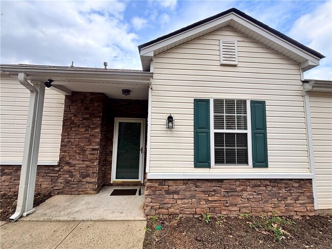 property at 682 Bedford Ct