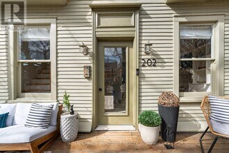 202 Silver Birch Ave in Toronto, ON - Building Photo - Building Photo