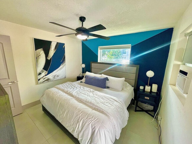 618 NE 14th Ave in Fort Lauderdale, FL - Building Photo - Building Photo