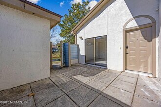 1604 Challenger Ct W in Jacksonville, FL - Building Photo - Building Photo