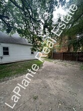 3341 Douglas Rd in Toledo, OH - Building Photo - Building Photo