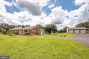 1090 Wilson Ave in Glen Mills, PA - Building Photo