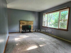 1712 Breiding Rd in Akron, OH - Building Photo - Building Photo