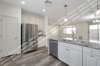 1540 N Balboa in Mesa, AZ - Foto de edificio - Building Photo