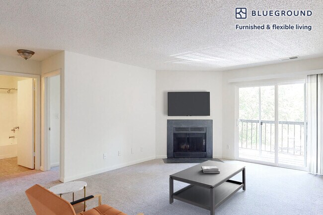 10300 Hickory Ridge Rd, Unit FL2-ID3887A in Columbia, MD - Building Photo - Building Photo