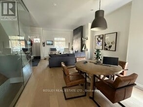 78 Kingsmount Park Rd in Toronto, ON - Building Photo - Building Photo