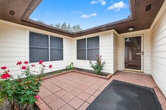 21623 Crescent Heights St in Spring, TX - Building Photo - Building Photo