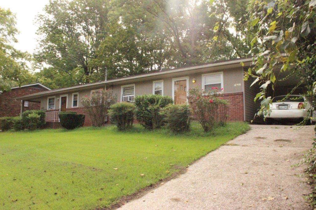 Nice North Knoxville Duplex With Carports in Knoxville, TN - Building Photo