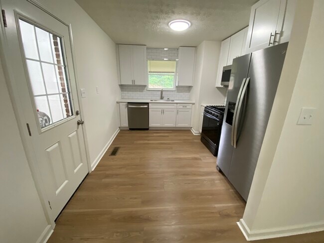 property at 1548 Mary George Ave NW