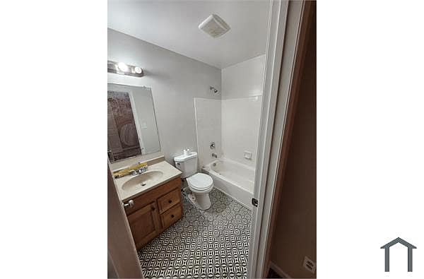 4 Black Oak Ct in Reisterstown, MD - Building Photo - Building Photo