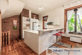 1374 Overdale Av in Montréal, QC - Building Photo - Building Photo