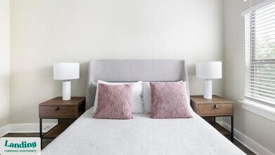 18101 Point Lookout Dr, Unit 442 in Houston, TX - Building Photo - Building Photo