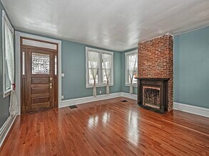 130 Boroview Ave in Carnegie, PA - Foto de edificio - Building Photo