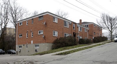 Embassy Flats in Cincinnati, OH - Building Photo - Building Photo