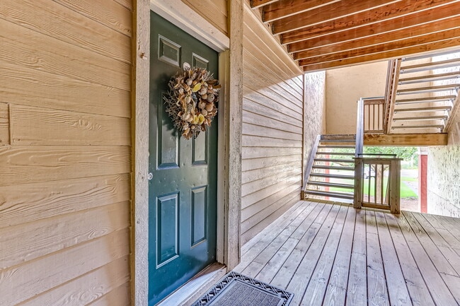 property at 170 Veracruz Dr
