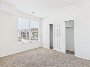 14333 E 1st Dr in Aurora, CO - Foto de edificio - Building Photo