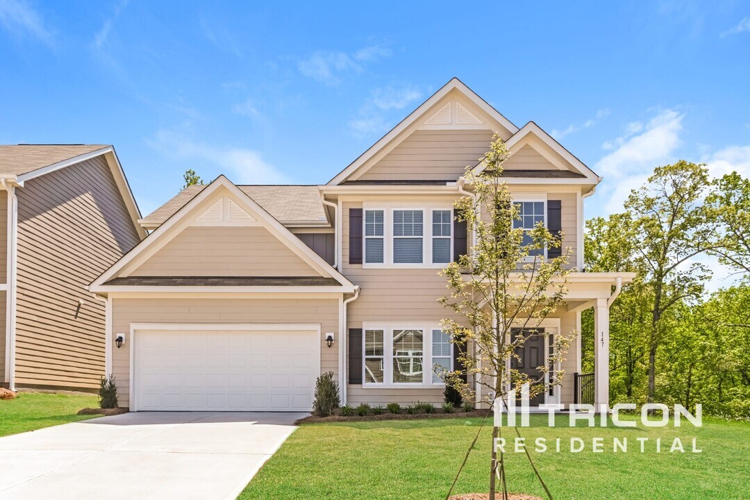 147 Queenshall Rd in Mooresville, NC - Building Photo