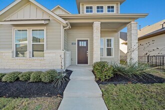 217 Pinnacle Ln in Kyle, TX - Building Photo - Building Photo