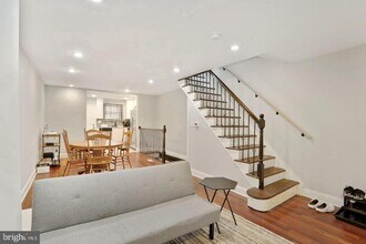 2031 S Beechwood St in Philadelphia, PA - Building Photo - Building Photo