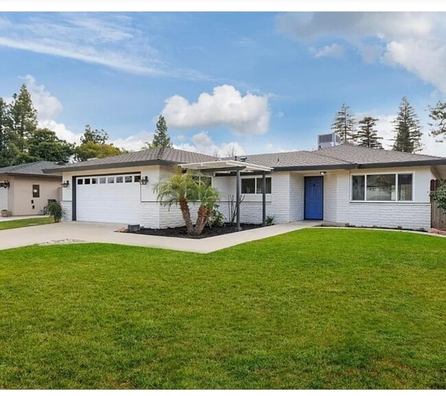 property at 6901 Caswell Ave