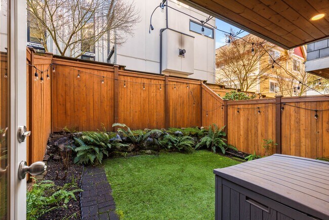 1621 E Fir St in Seattle, WA - Building Photo - Building Photo